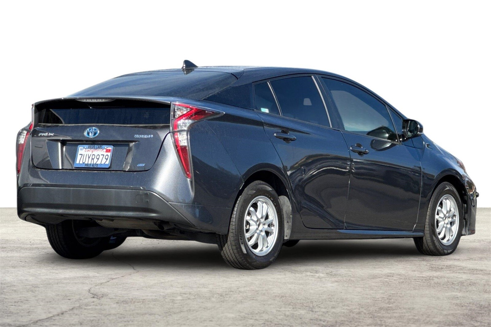 2016 Toyota Prius Two Eco photo 2