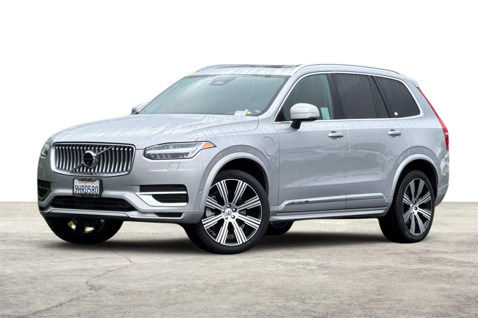 2023 Volvo XC90 Recharge T8 Plus photo 2