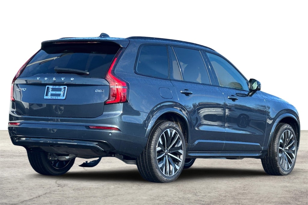 New 2026 Volvo XC90 B6 Ultra Dark Theme 6-Seater SUV