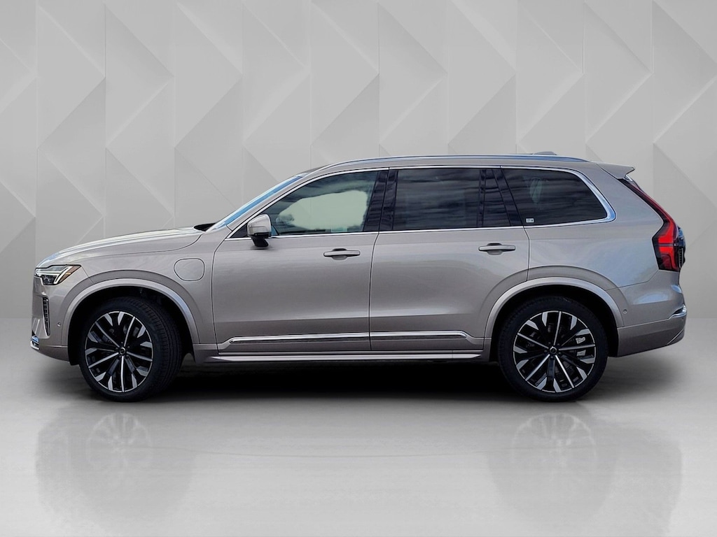 New 2026 Volvo XC90 plug-in hybrid T8 Plus 7-Seater SUV