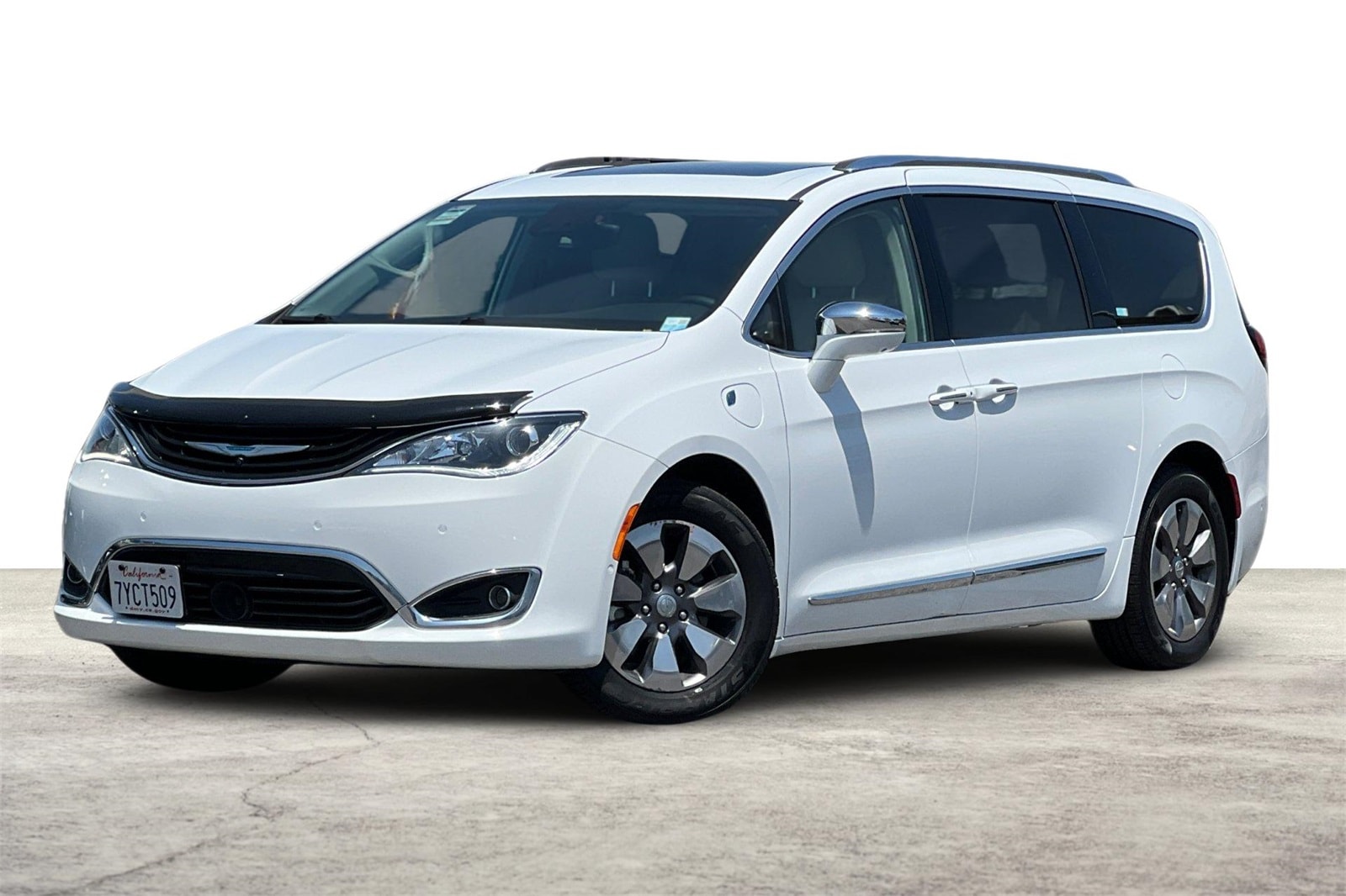Used 2017 Chrysler Pacifica Hybrid Platinum with VIN 2C4RC1N78HR724000 for sale in Palo Alto, CA