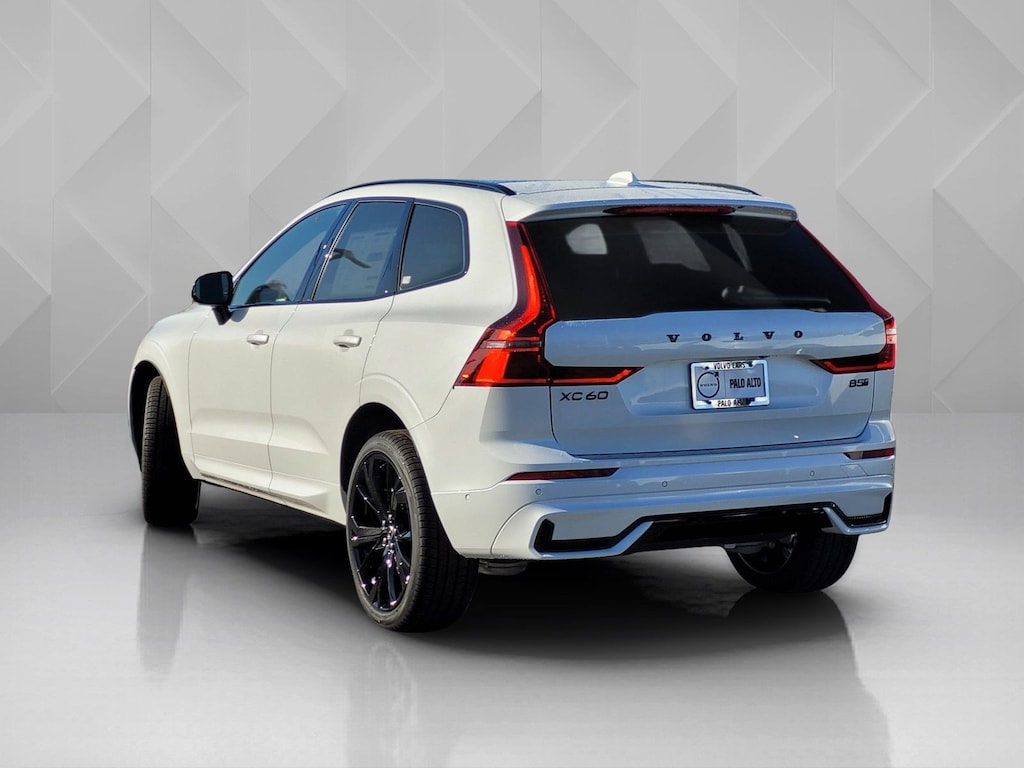 New 2026 Volvo XC60 B5 Ultra Black Edition SUV