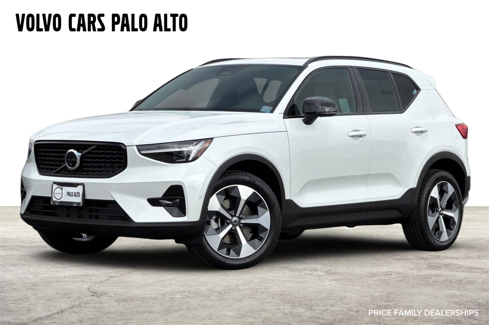 2026 Volvo XC40 Plus's photo