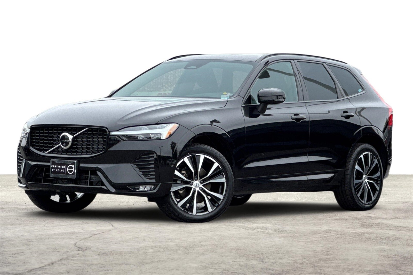 2024 Volvo XC60 B5 Ultimate photo 2