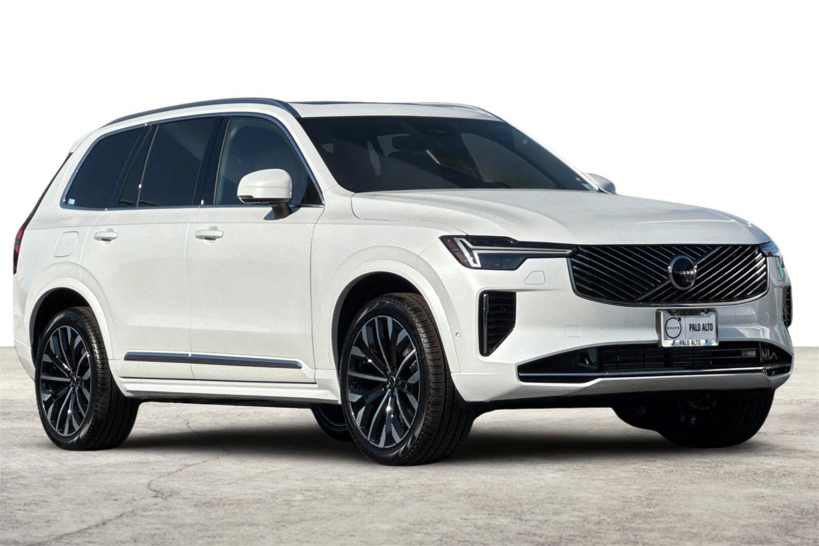 2026 Volvo XC90 Plus - Photo 9