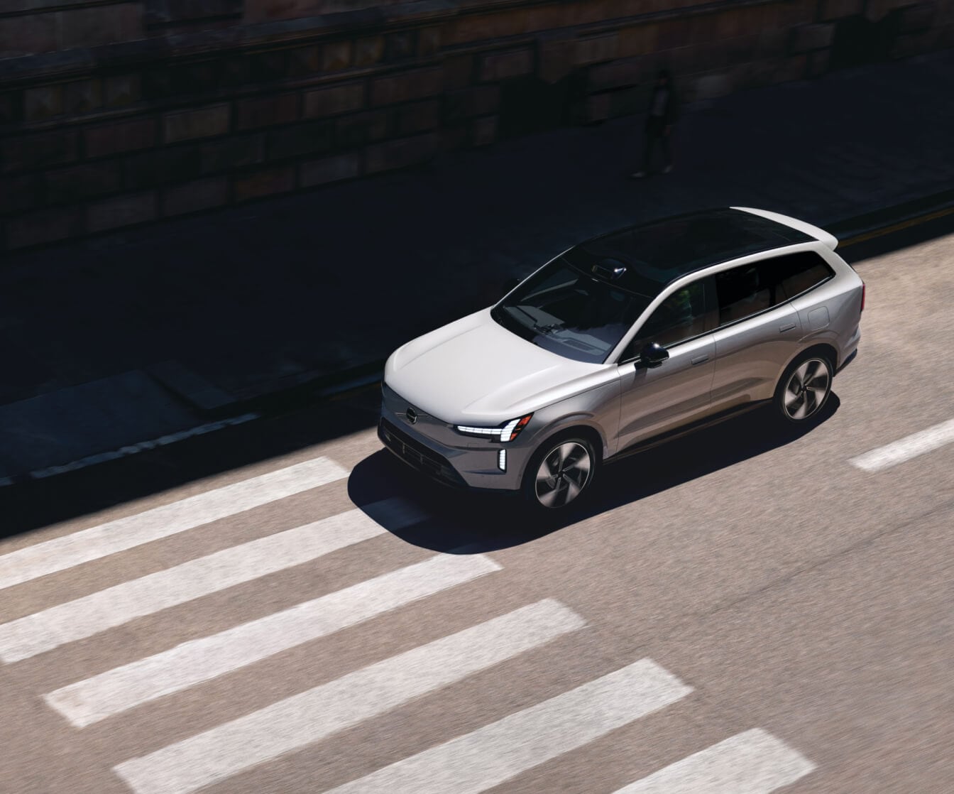 Do Volvo EX90 Trims Matter for Range?