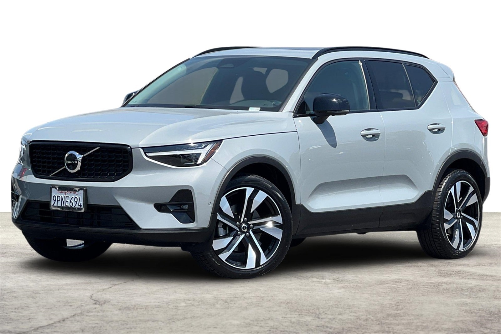 Used 2025 Volvo XC40 Plus with VIN YV4L12UC0S2466218 for sale in Palo Alto, CA