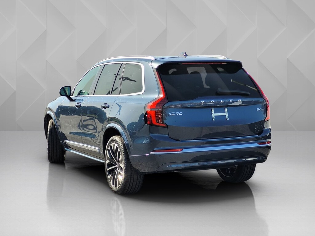 New 2026 Volvo XC90 B6 Plus 7-Seater SUV