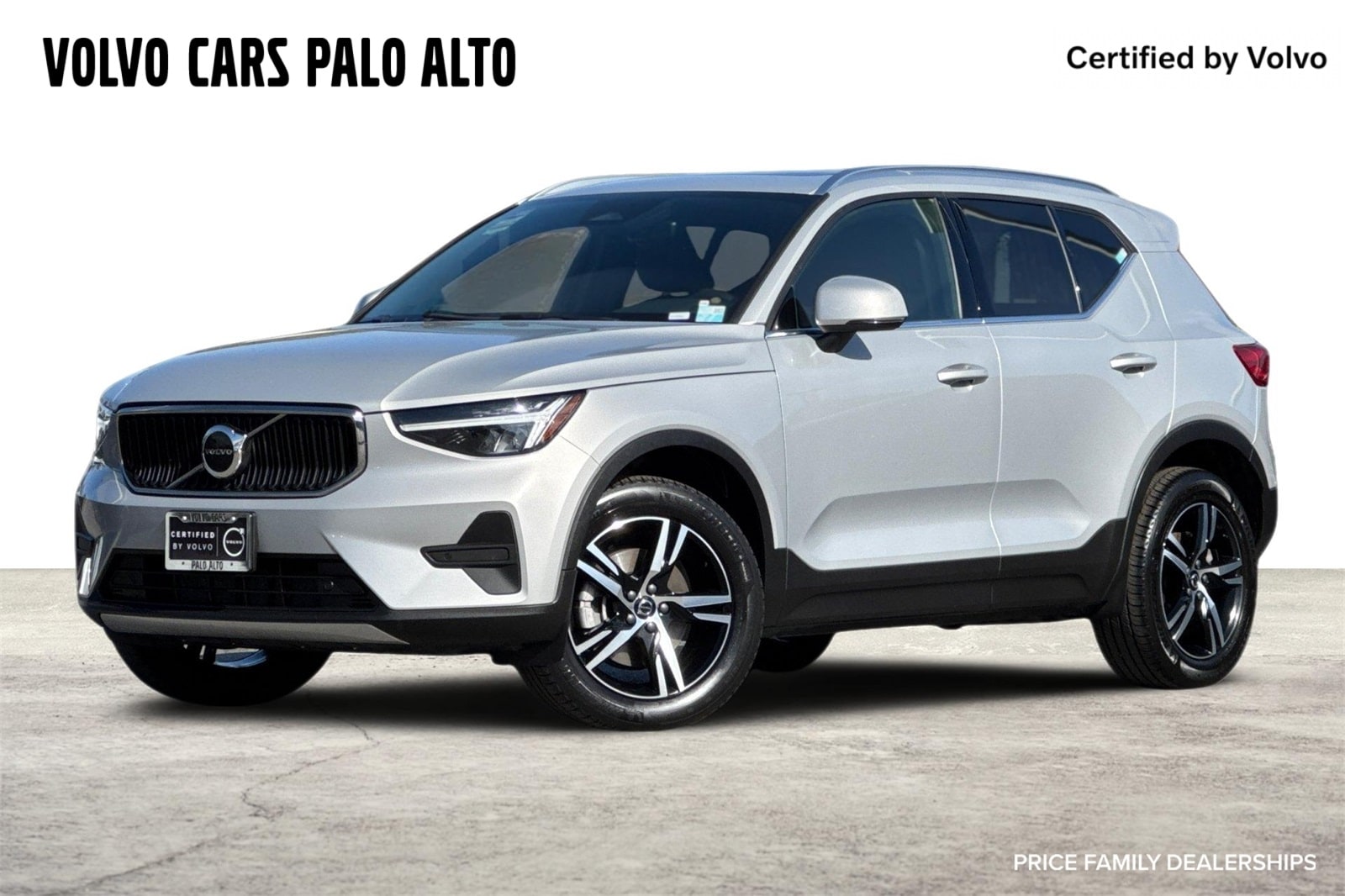 2025 Volvo XC40 Core