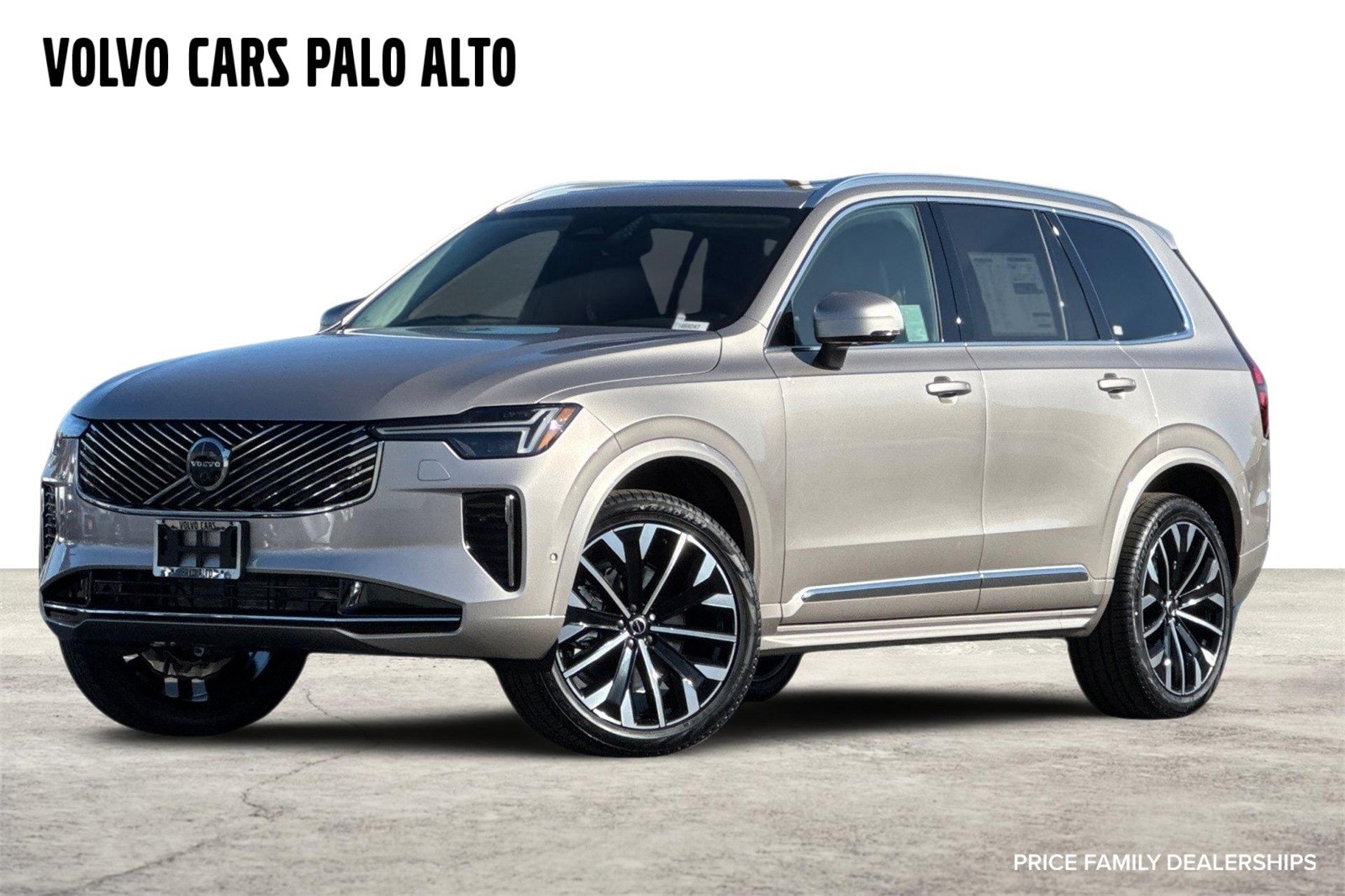 2026 Volvo XC90 Plus's photo