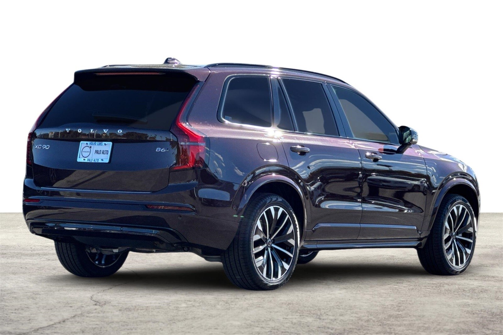 2026 Volvo XC90 photo 2