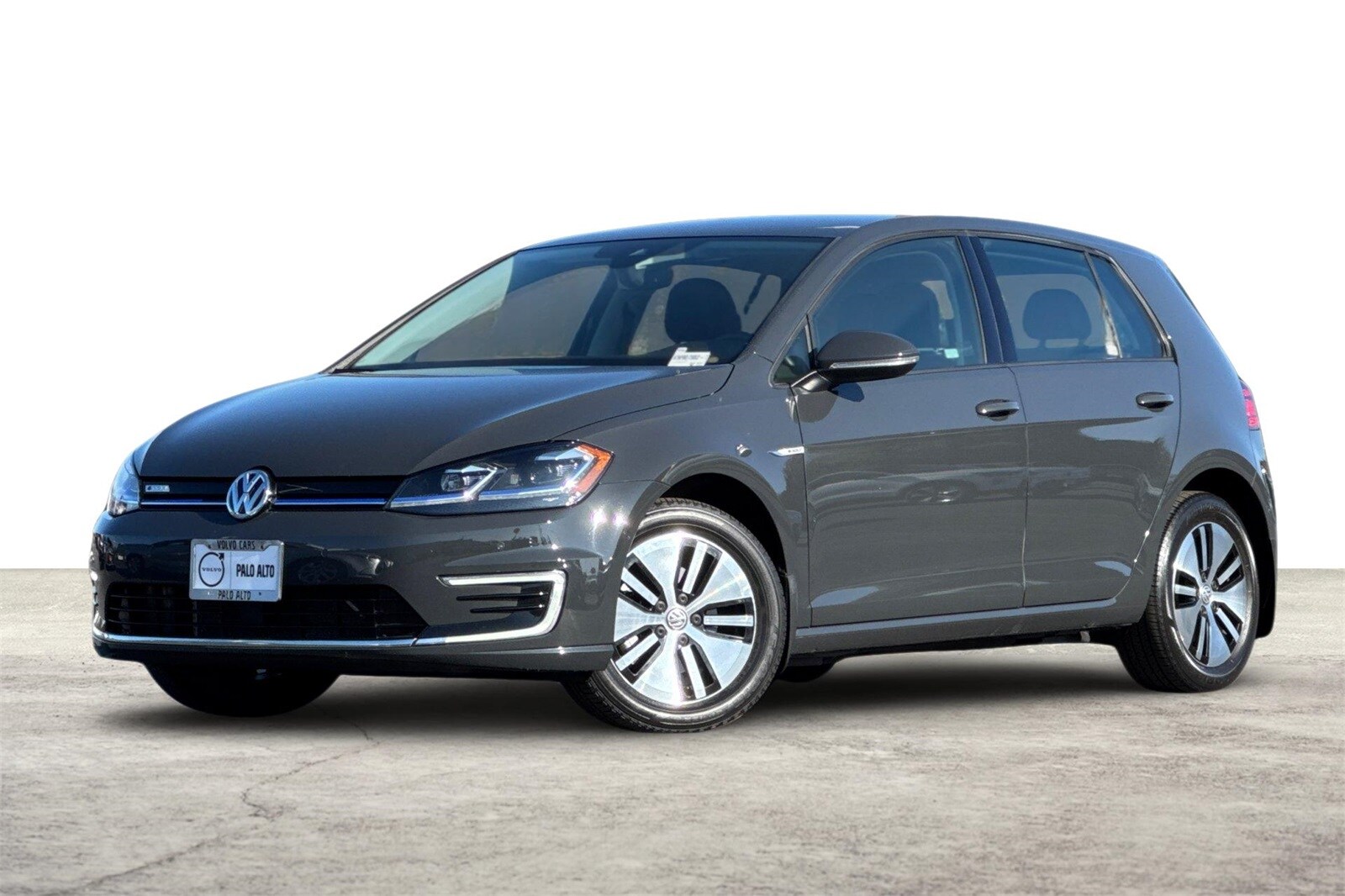 Used 2019 Volkswagen e-Golf e-Golf SEL Premium with VIN WVWPR7AU4KW907882 for sale in Palo Alto, CA