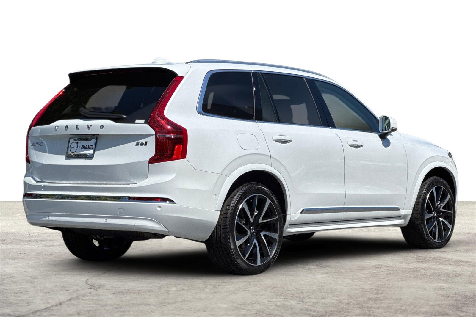 2025 Volvo XC90 Plus photo 2