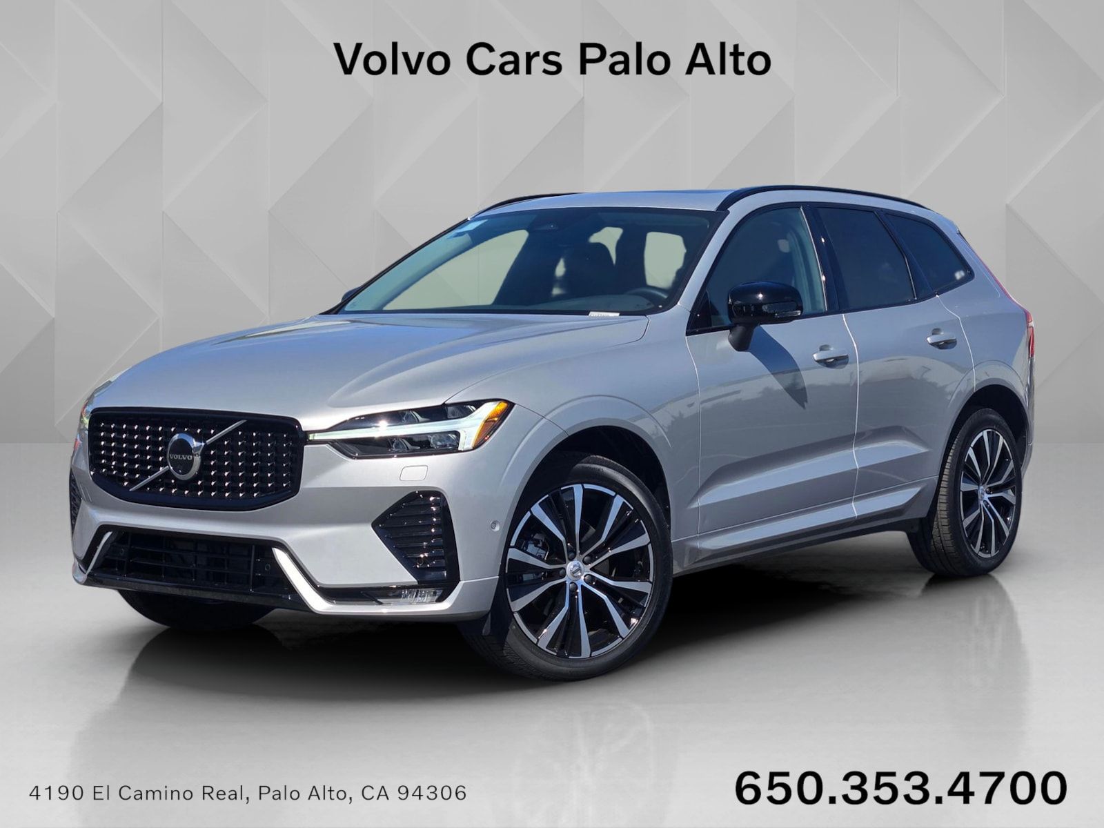 2025 Volvo XC60 B5 Plus Dark AWD's photo