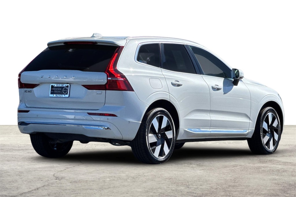Used 2023 Volvo XC60 Recharge Plug-In Hybrid T8 Plus Bright Theme SUV
