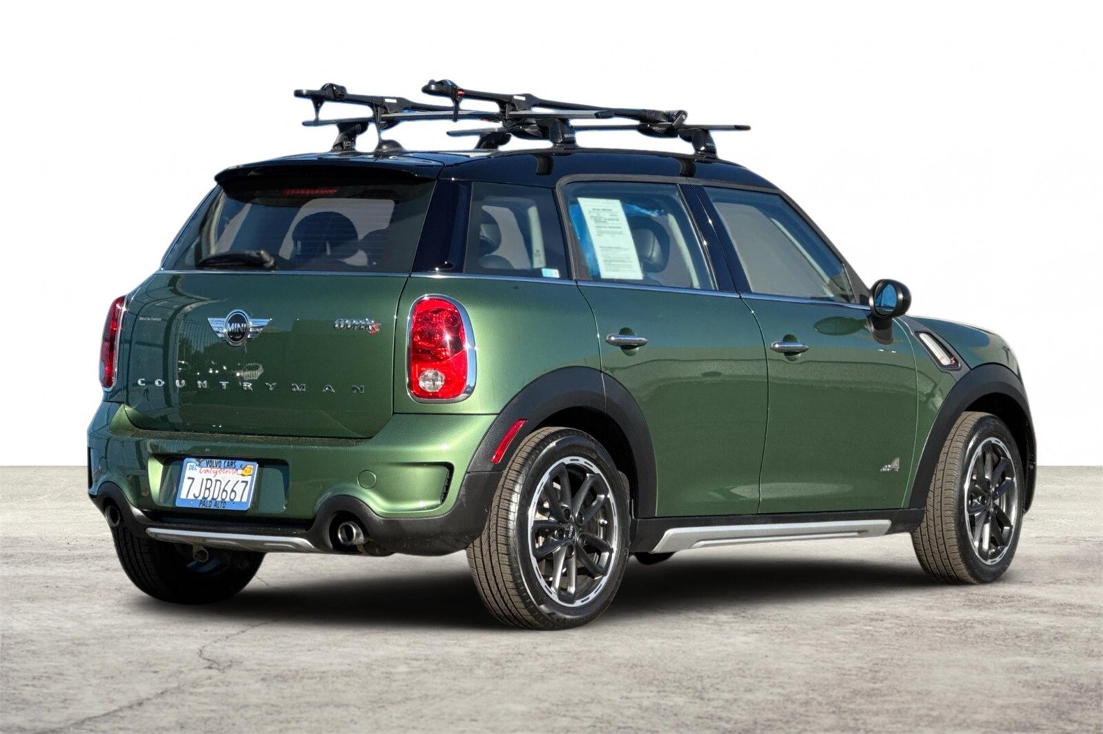 2015 Mini Cooper S ALL4 photo 3