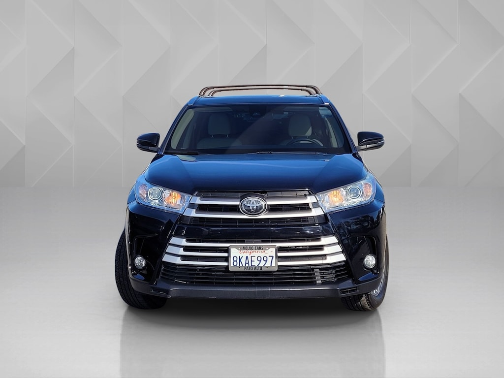 Used 2019 Toyota Highlander XLE SUV