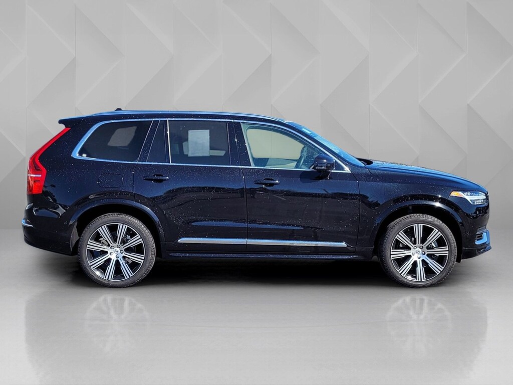 Certified 2025 Volvo XC90 Plug-In Hybrid T8 Ultra SUV