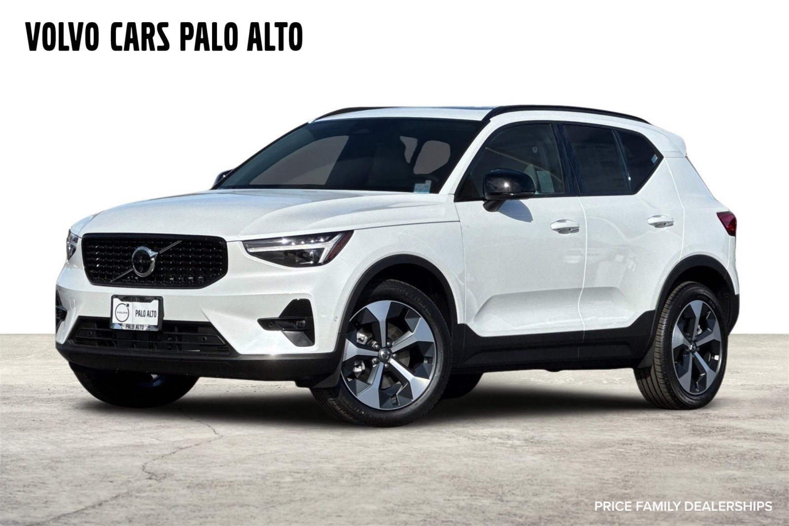 2026 Volvo XC40 Plus's photo