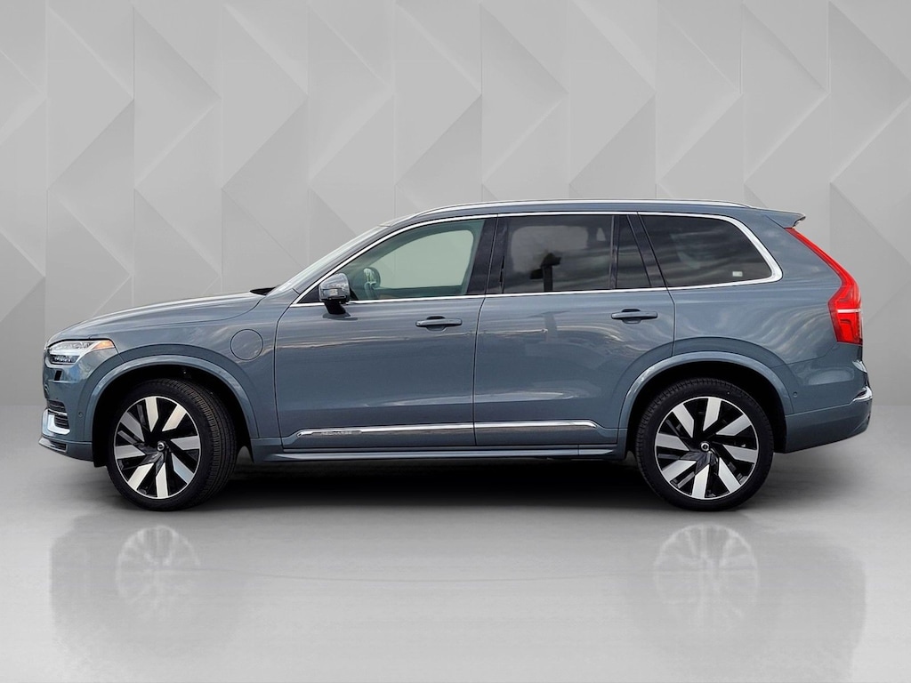 Certified 2023 Volvo XC90 Recharge Plug-In Hybrid T8 Plus 6 Passenger SUV