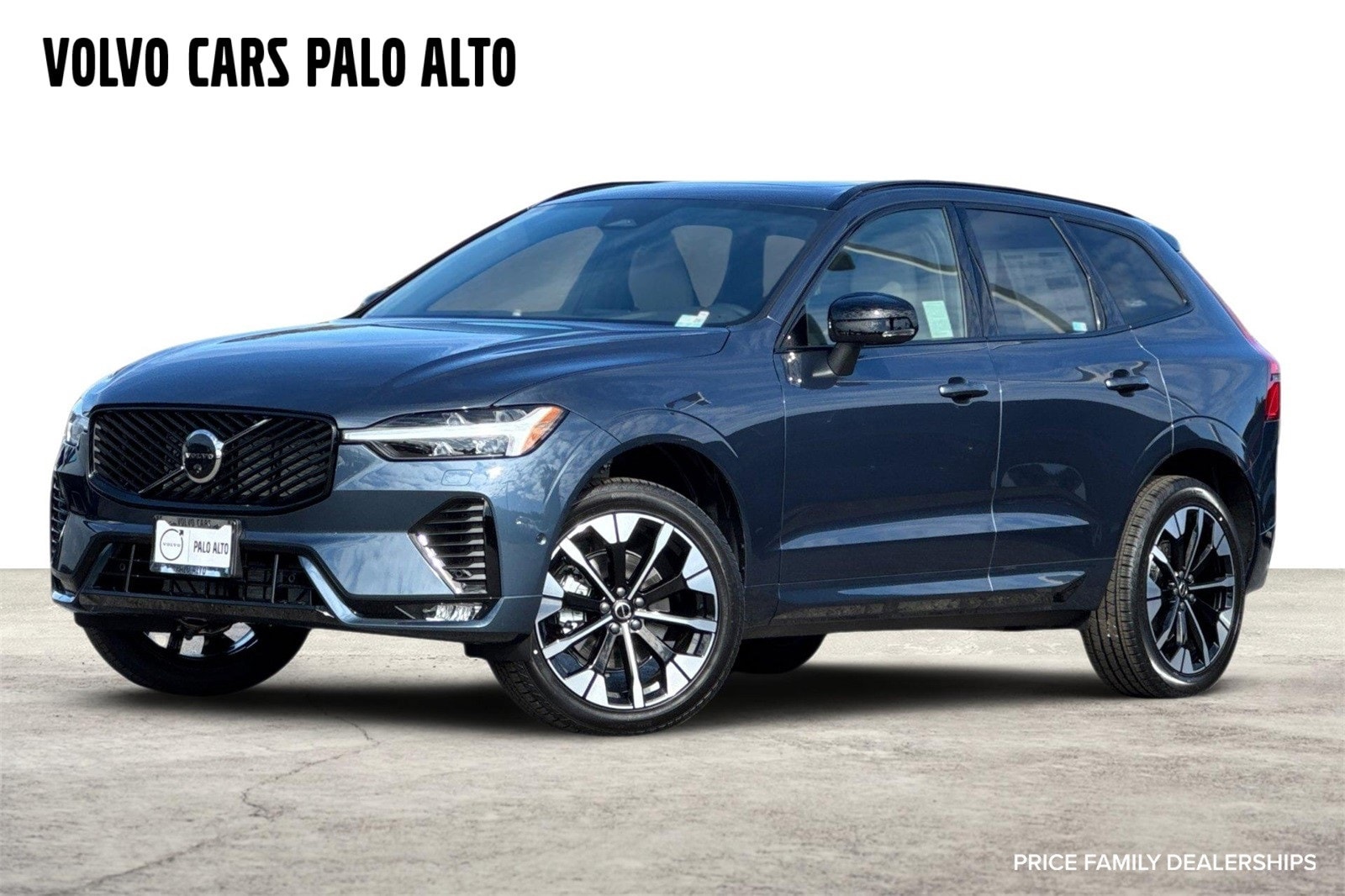 2026 Volvo XC60 Plus's photo