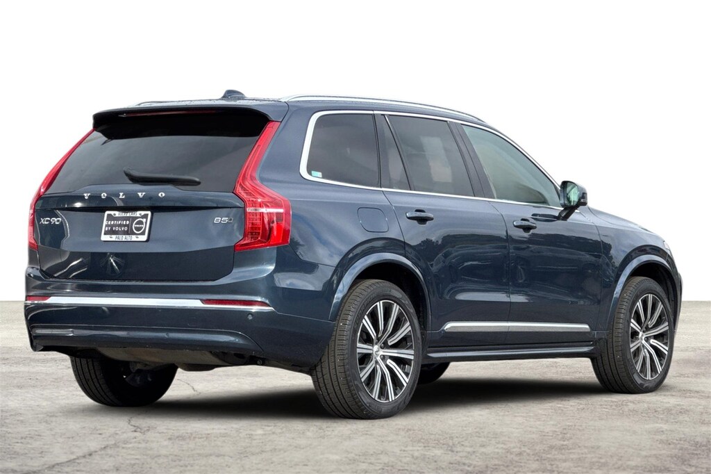Certified 2025 Volvo XC90 B5 Core SUV