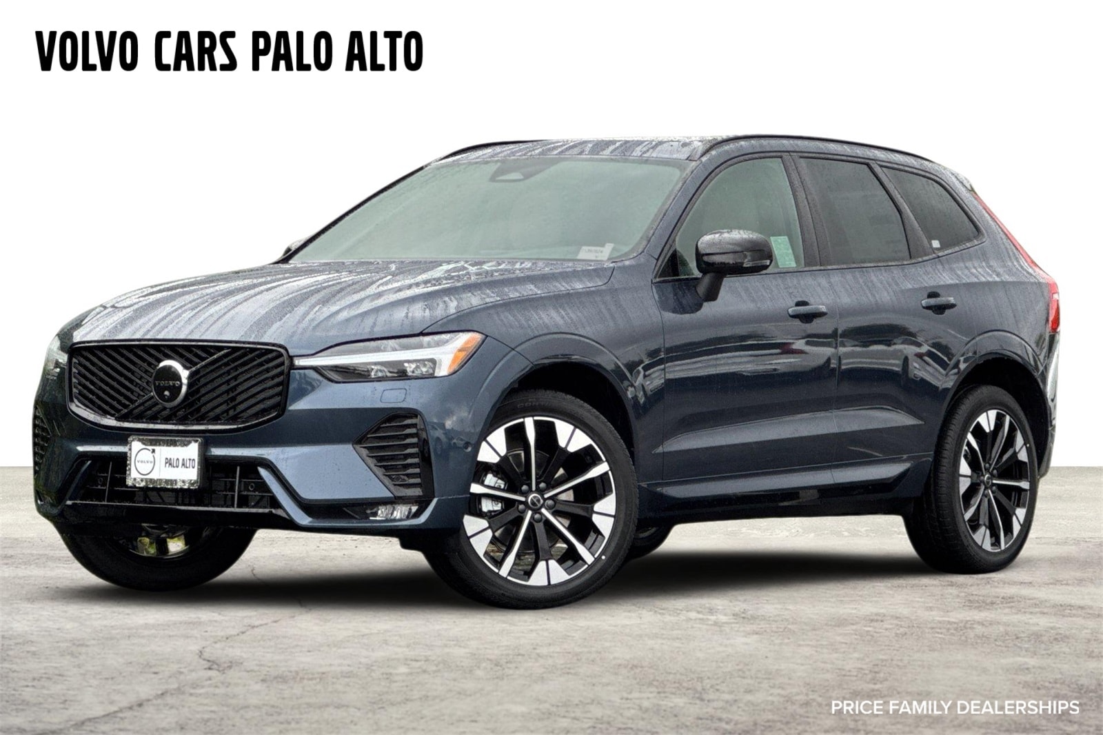 2026 Volvo XC60 Plus's photo