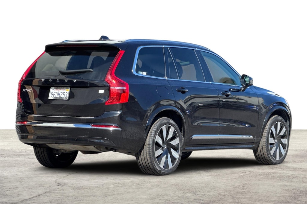 Certified 2023 Volvo XC90 Recharge Plug-In Hybrid Ultimate SUV