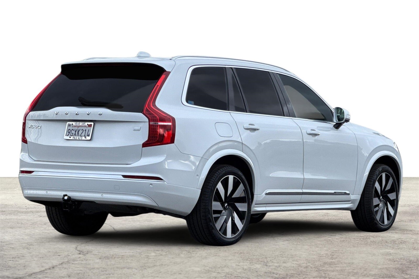 2023 Volvo XC90 Recharge Ultimate photo 3