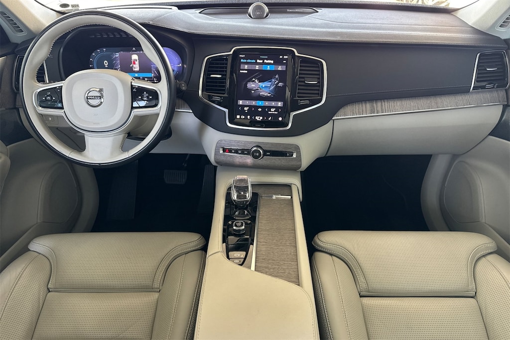 Certified 2023 Volvo XC90 Recharge Plug-In Hybrid Ultimate SUV
