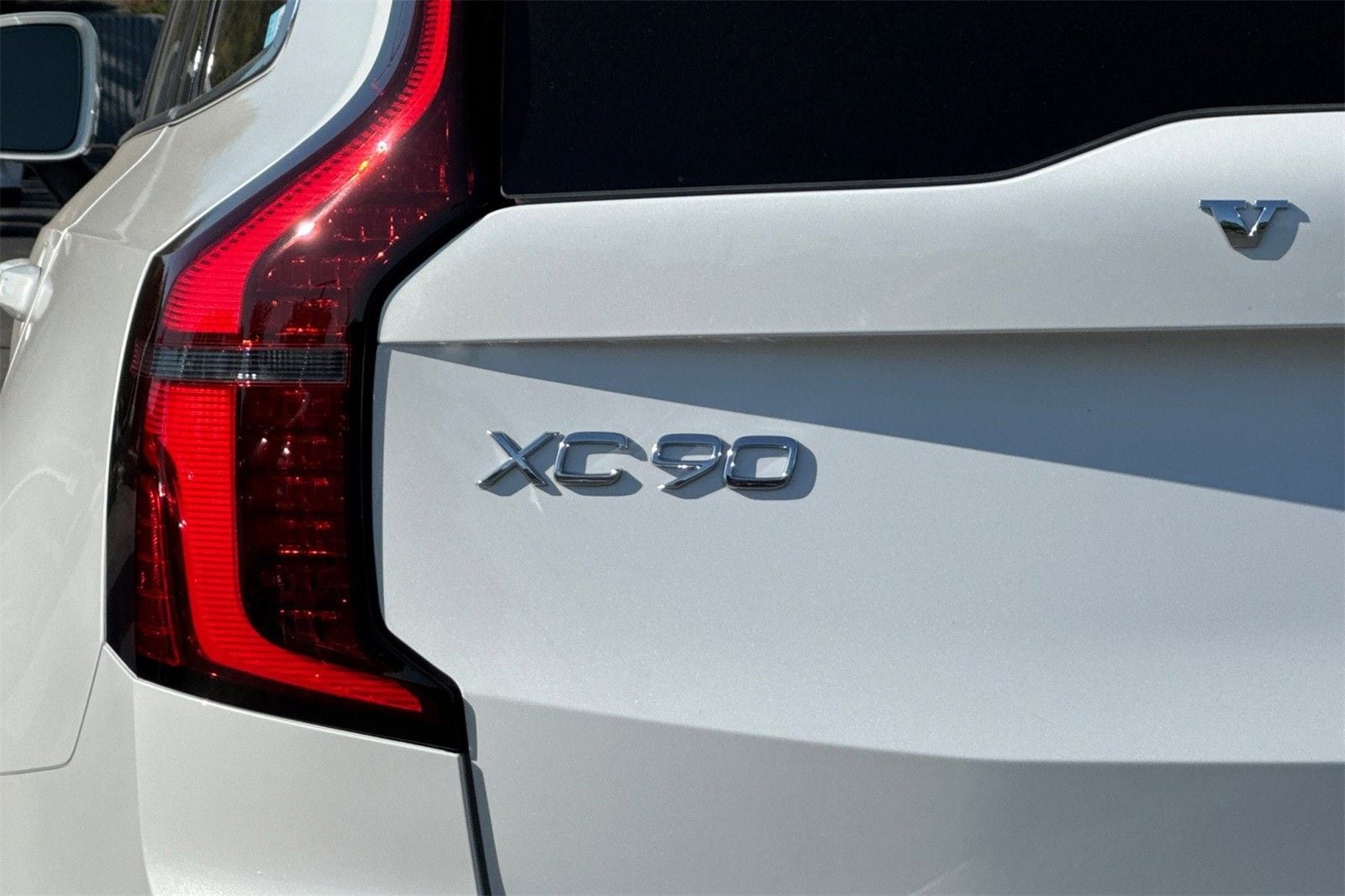 2026 Volvo XC90 Plus - Photo 28