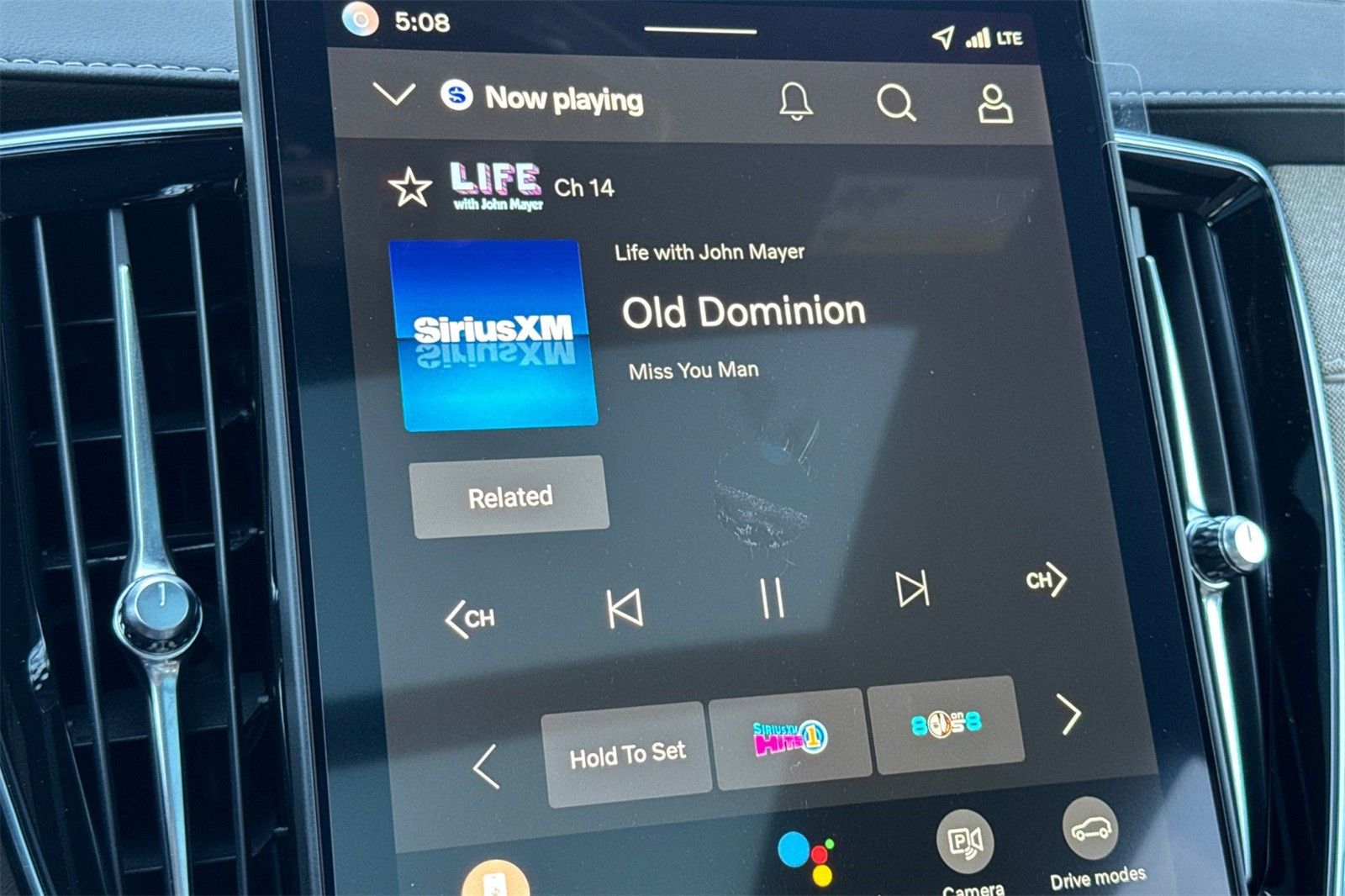 2026 Volvo XC90 Plus - Photo 18