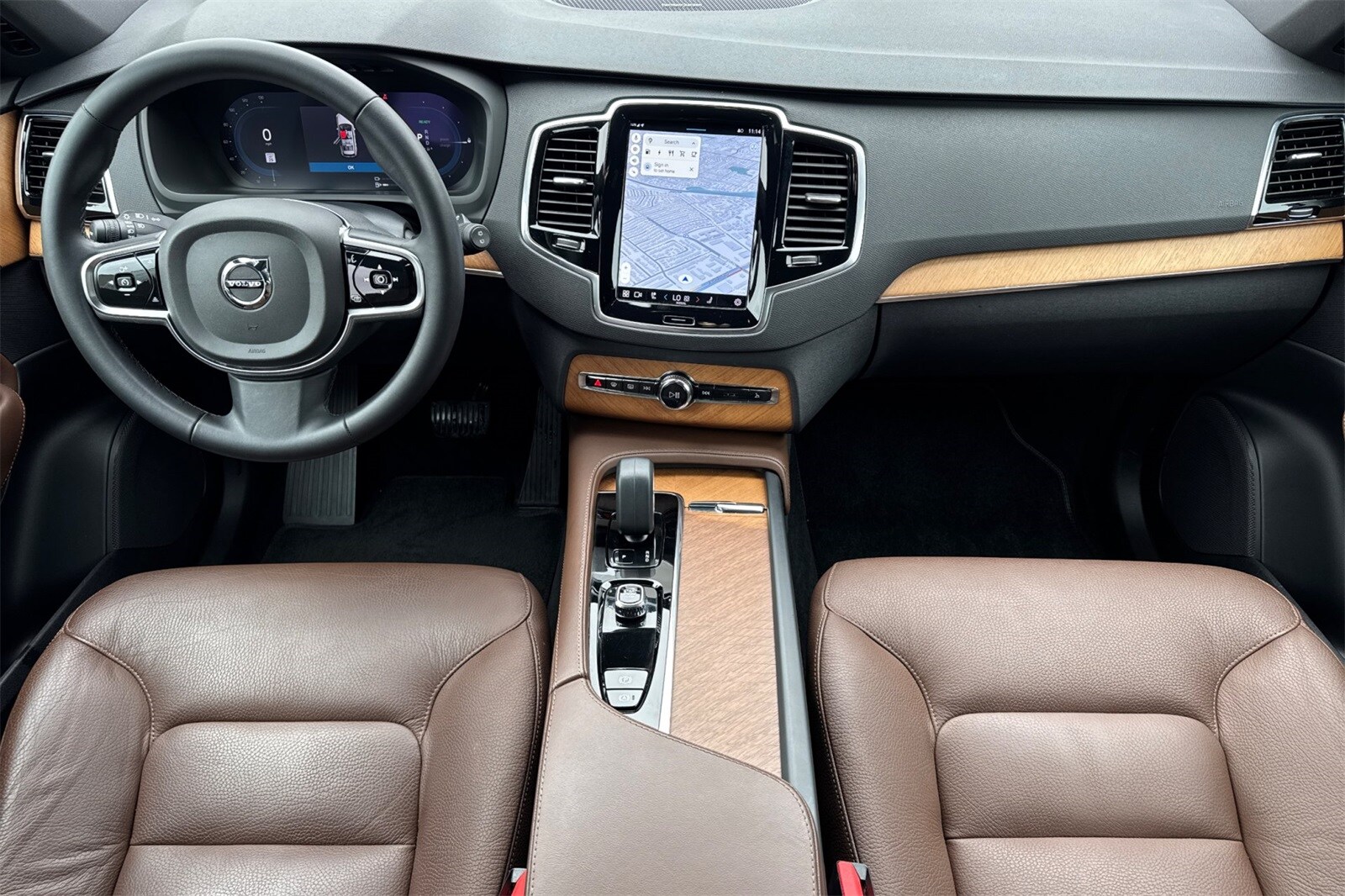 2023 Volvo XC90 Recharge T8 Plus photo 4