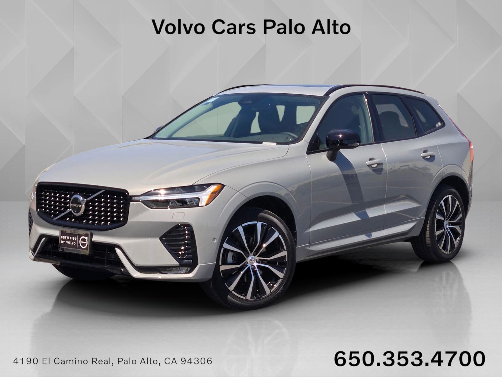 2025 Volvo XC60 B5 Plus Dark AWD's photo