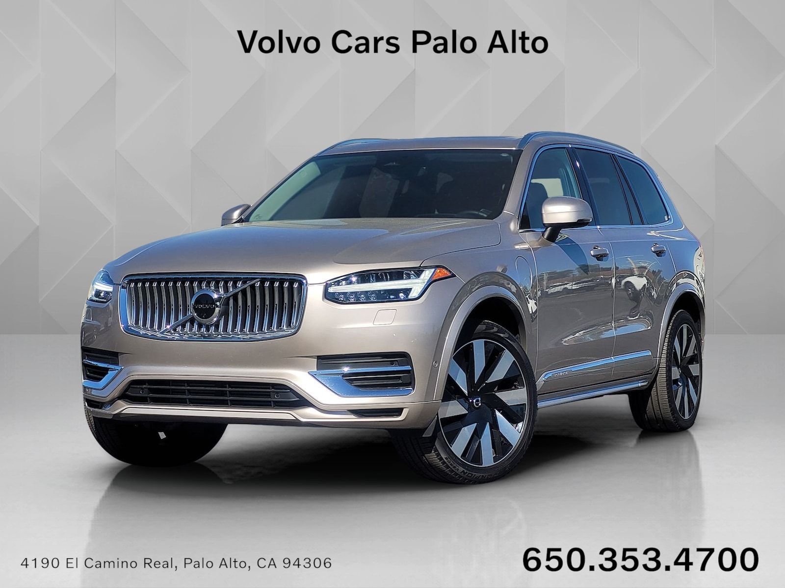 2023 Volvo XC90 T8 Recharge Ultimate 6-Seater 4WD's photo