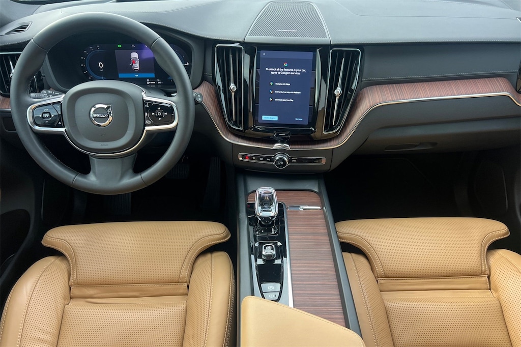 Certified 2024 Volvo XC60 Recharge Plug-In Hybrid Ultimate SUV