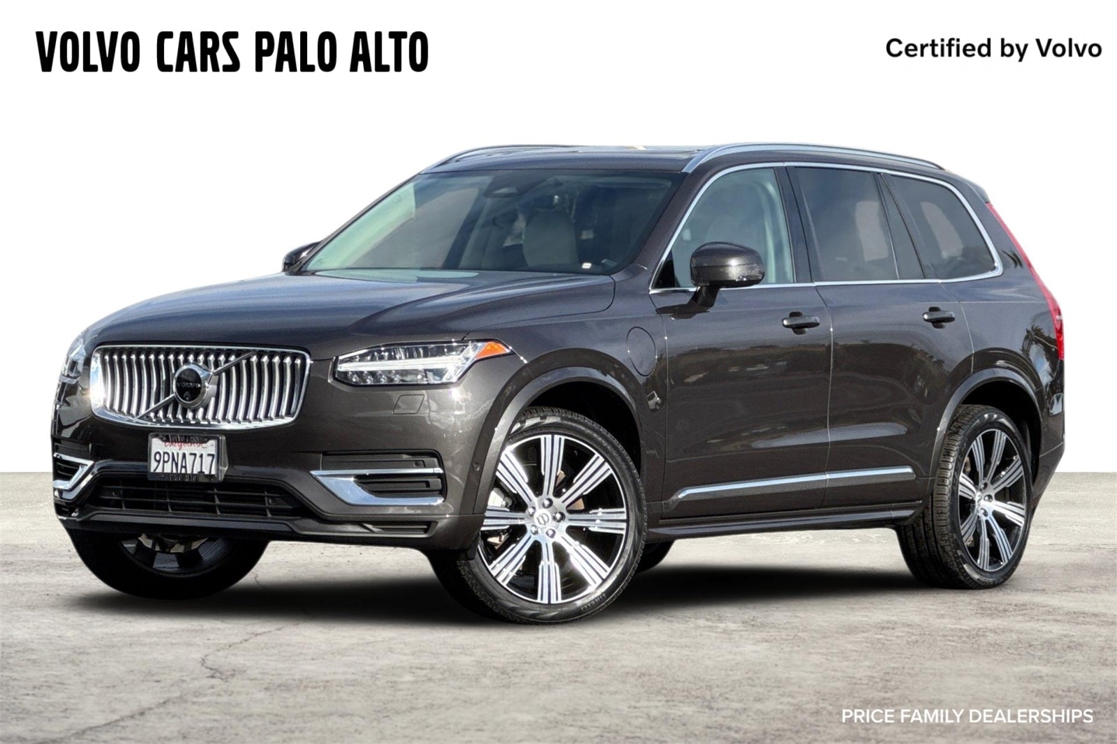 2025 Volvo XC90 Plus's photo