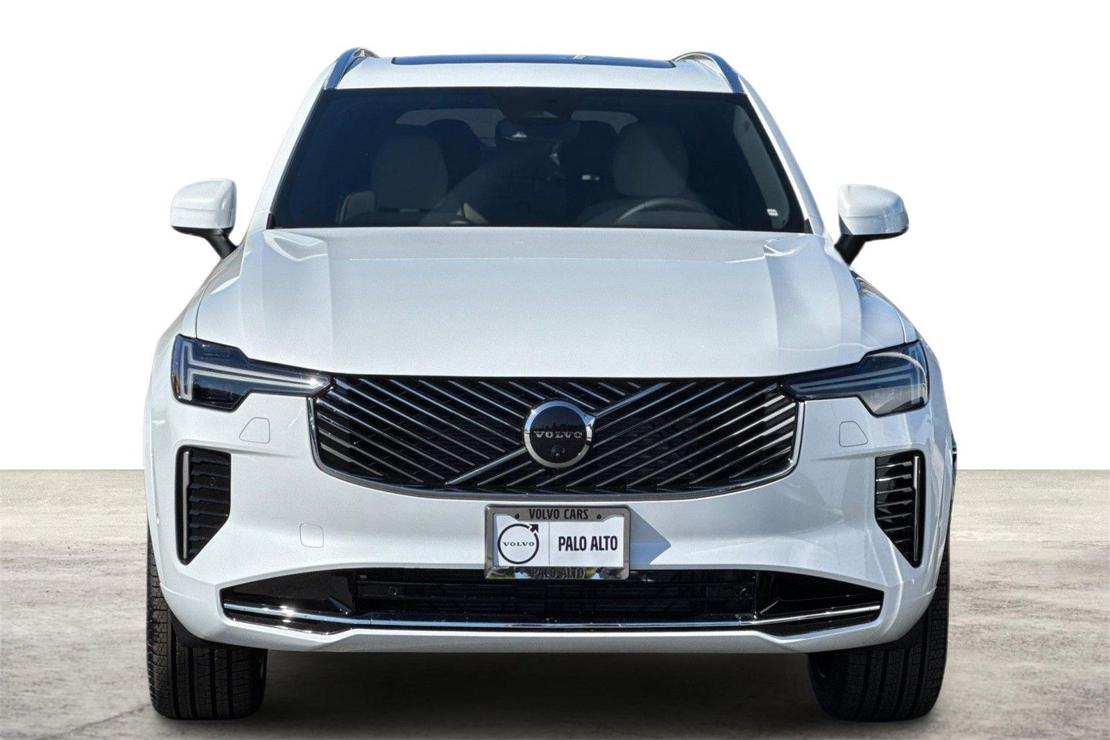 2026 Volvo XC90 Plus - Photo 10