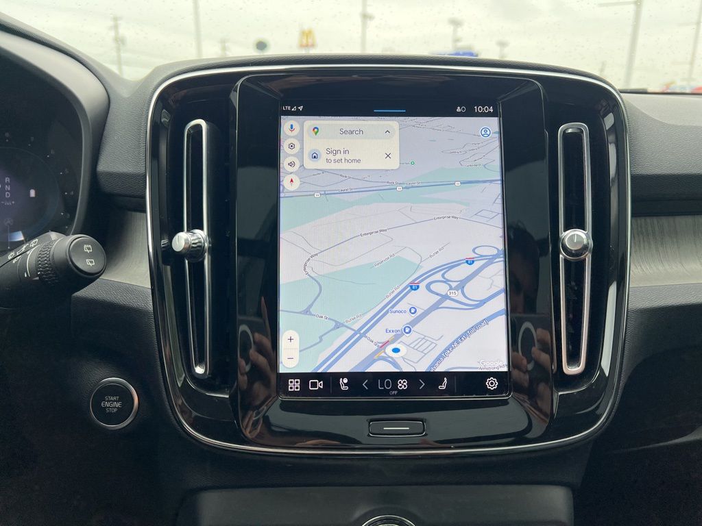 2023 Volvo XC40 Plus - Photo 21