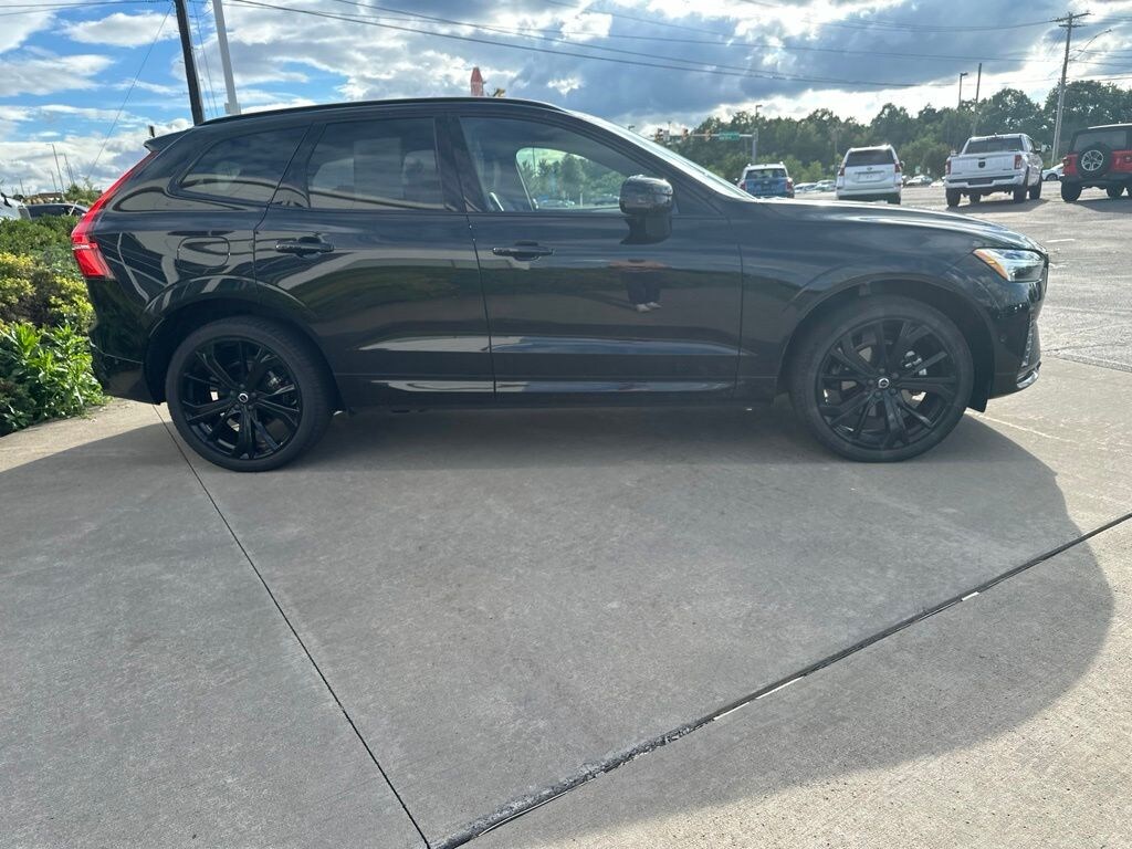 Used 2025 Volvo XC60 B5 Ultra Black Edition SUV