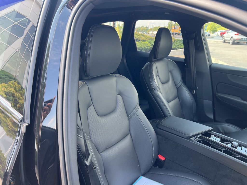 2024 Volvo XC60 Ultimate - Photo 37