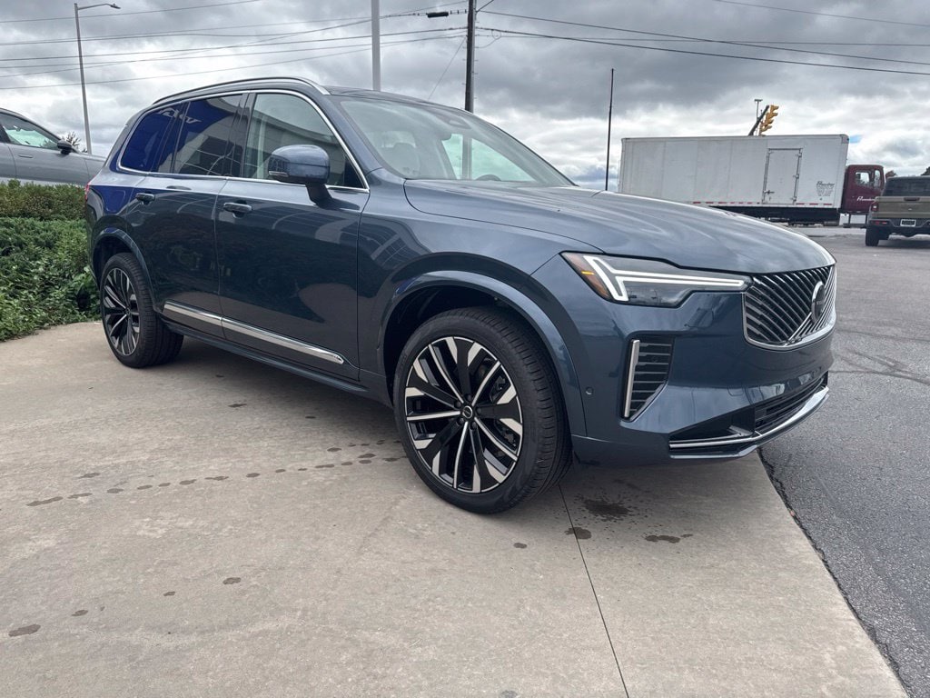 New 2026 Volvo XC90 B6 Ultra 7-Seater SUV