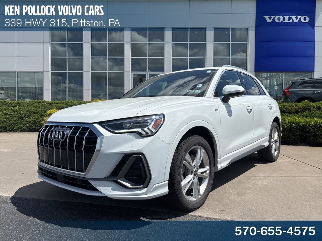 2024 Audi Q3 45 TFSI S Line Premium Plus quattro's photo