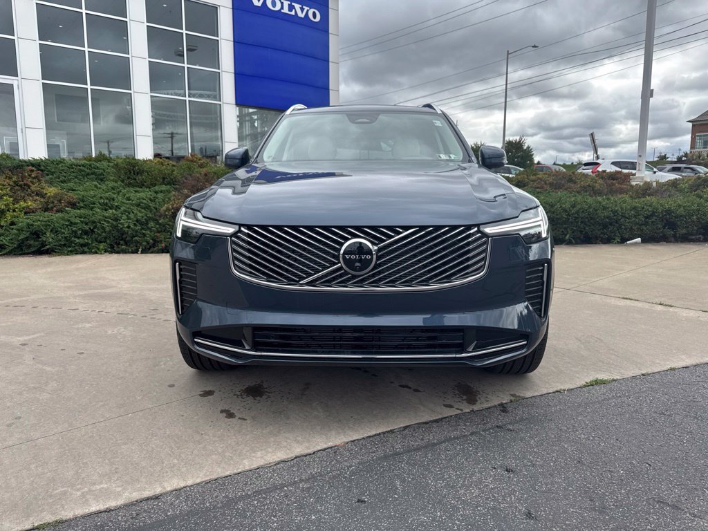 New 2026 Volvo XC90 B6 Ultra 7-Seater SUV