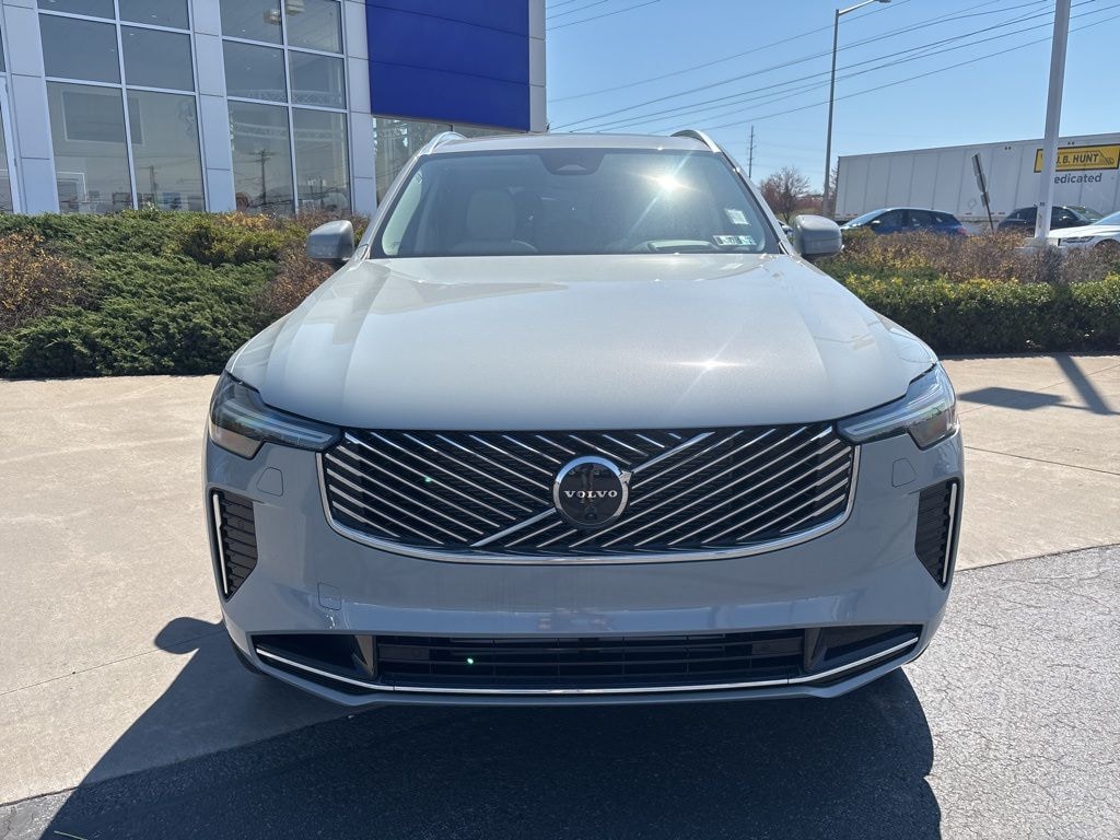 New 2026 Volvo XC90 plug-in hybrid T8 Ultra 7-Seater SUV