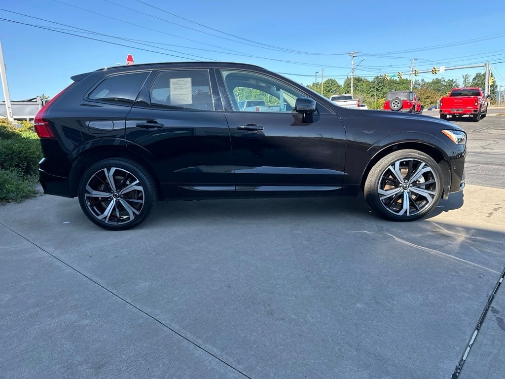 Certified 2025 Volvo XC60 Plug-In Hybrid T8 Ultra SUV