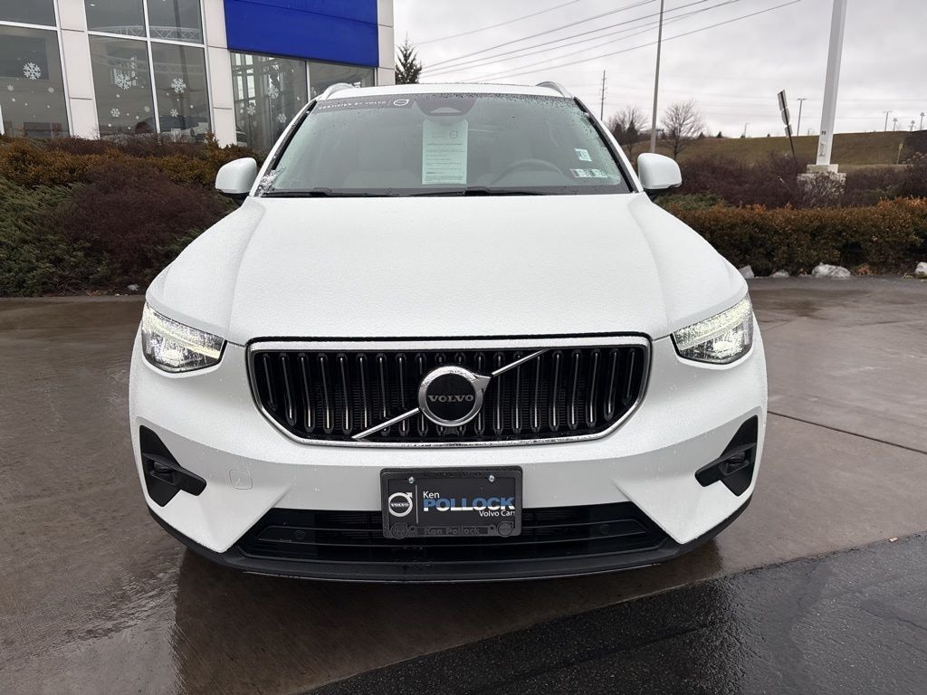 Certified 2023 Volvo XC40 B5 Plus Bright Theme SUV