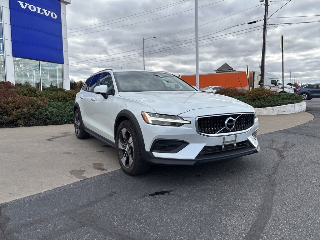 Used 2020 Volvo V60 Cross Country T5 Wagon