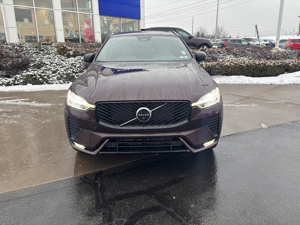 New 2026 Volvo XC60 B5 Plus SUV