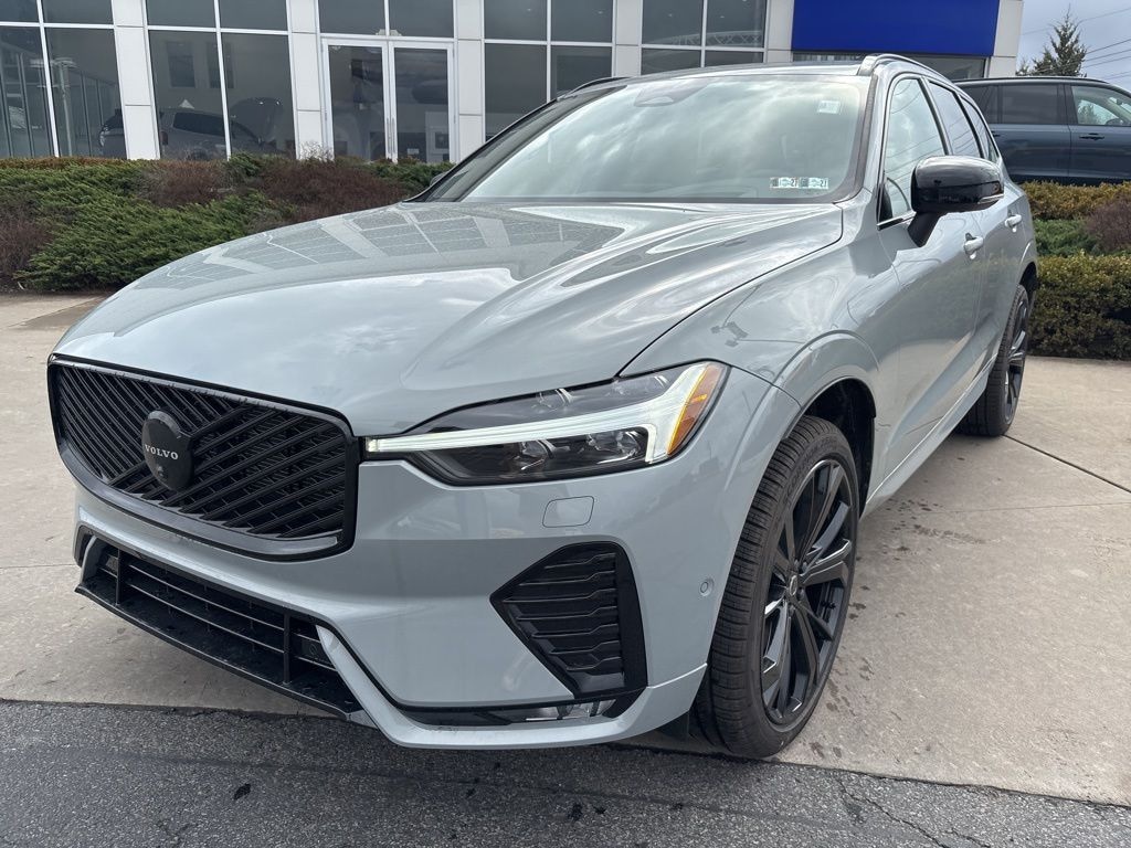 New 2026 Volvo XC60 B5 Ultra Black Edition SUV